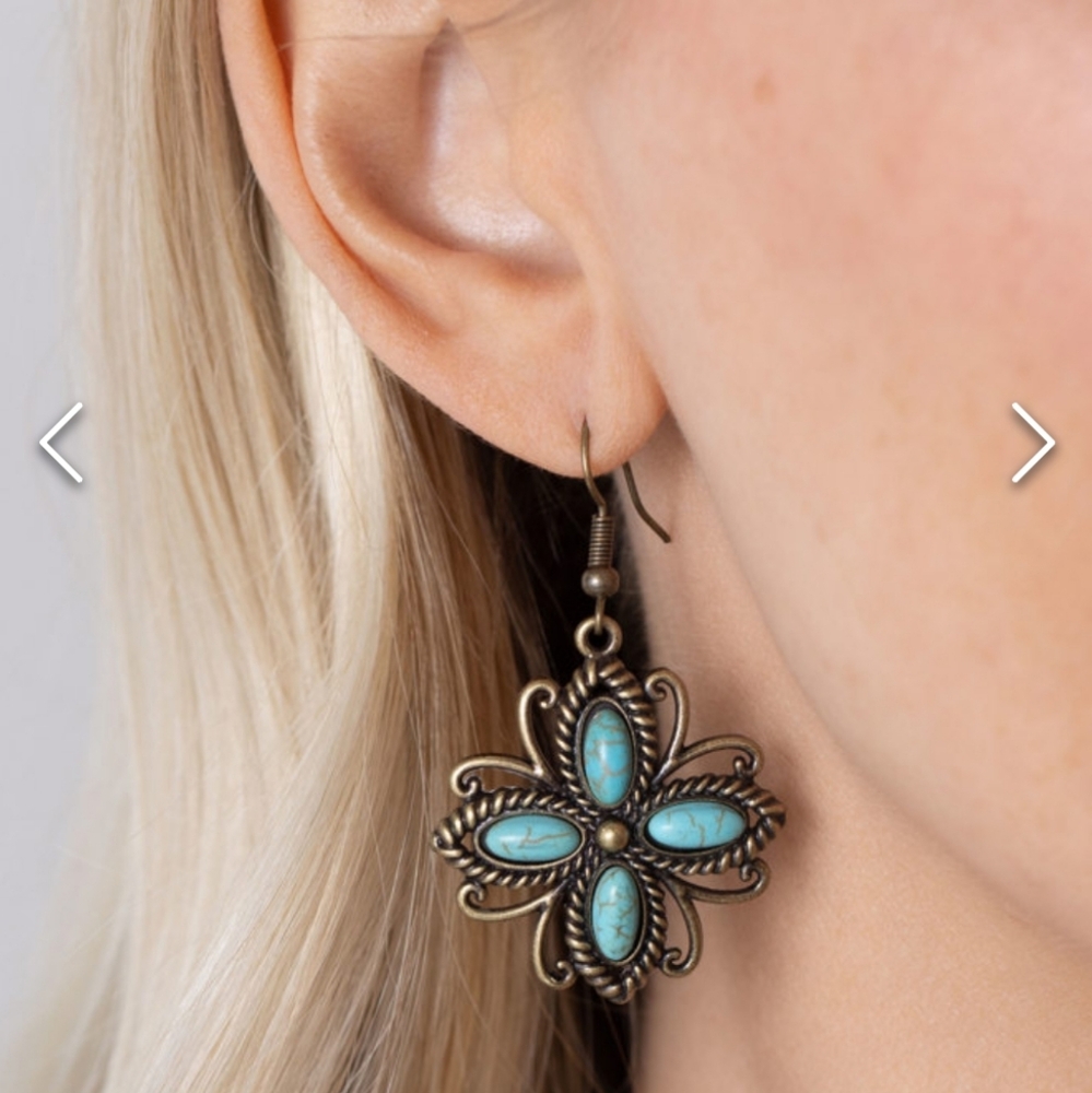 Badlanda Ballad Brass Earring - Picture 2 of 2
